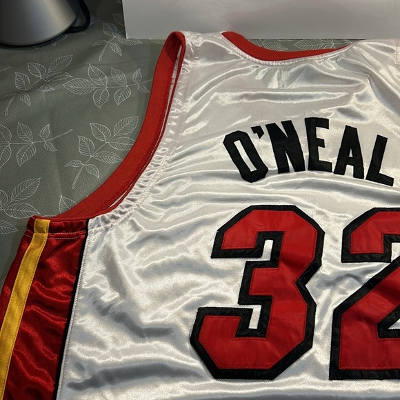 Reebok NBA Shaquille O’Neil Heat Jersey. - Picture 8 of 11